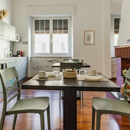 Alojamento de Acomodação e Pequeno-almoço Dalla Patagonia La Spezia